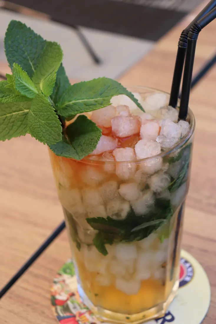 Mojito y vermut frente al mar · Aroma de Mar, Badalona